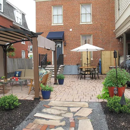 Georges On York B&B Taneytown Exterior photo