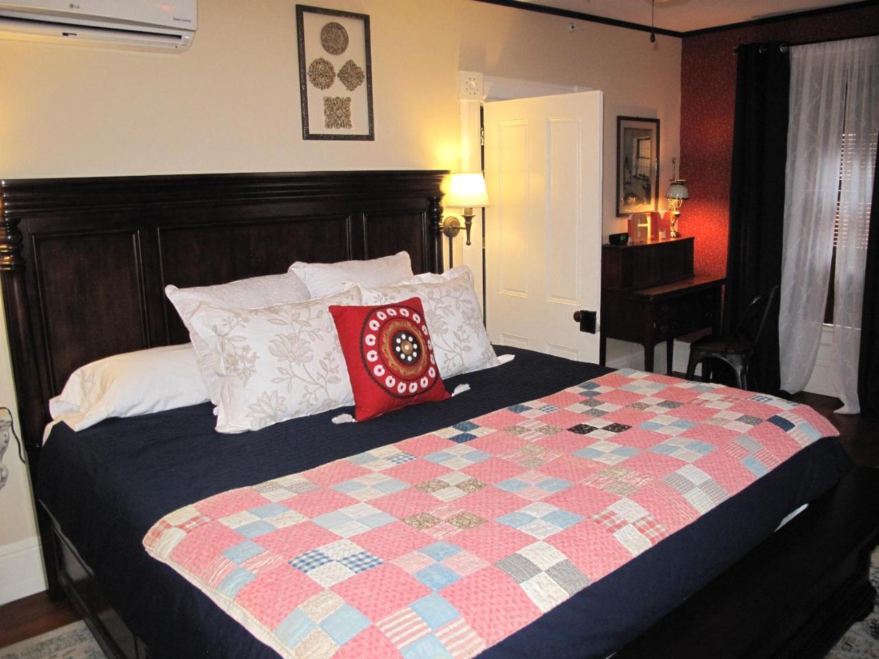 Georges On York Bed & Breakfast Taneytown